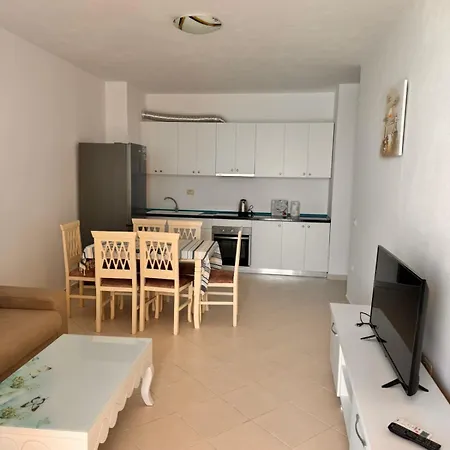 Apartament Holiday 5 Durrës